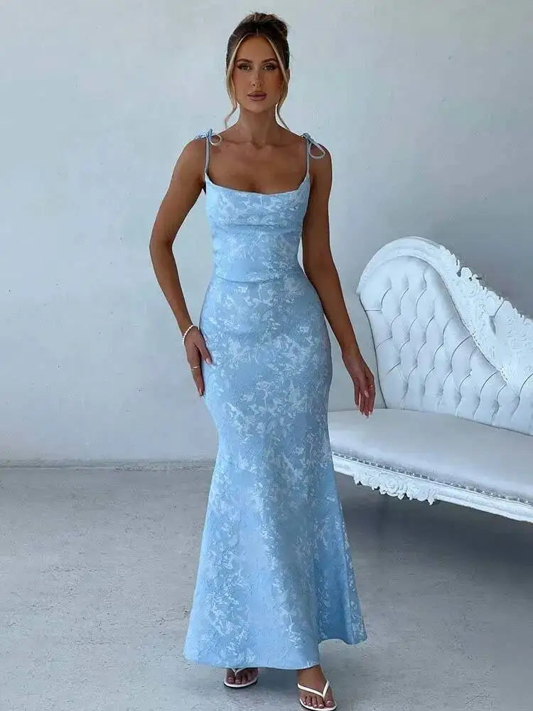 שמלת דגם - TOWNLIKE