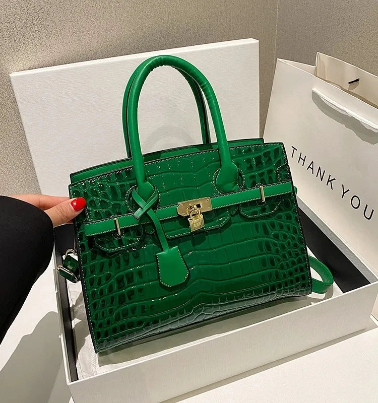 Casablanca - תיק דגם