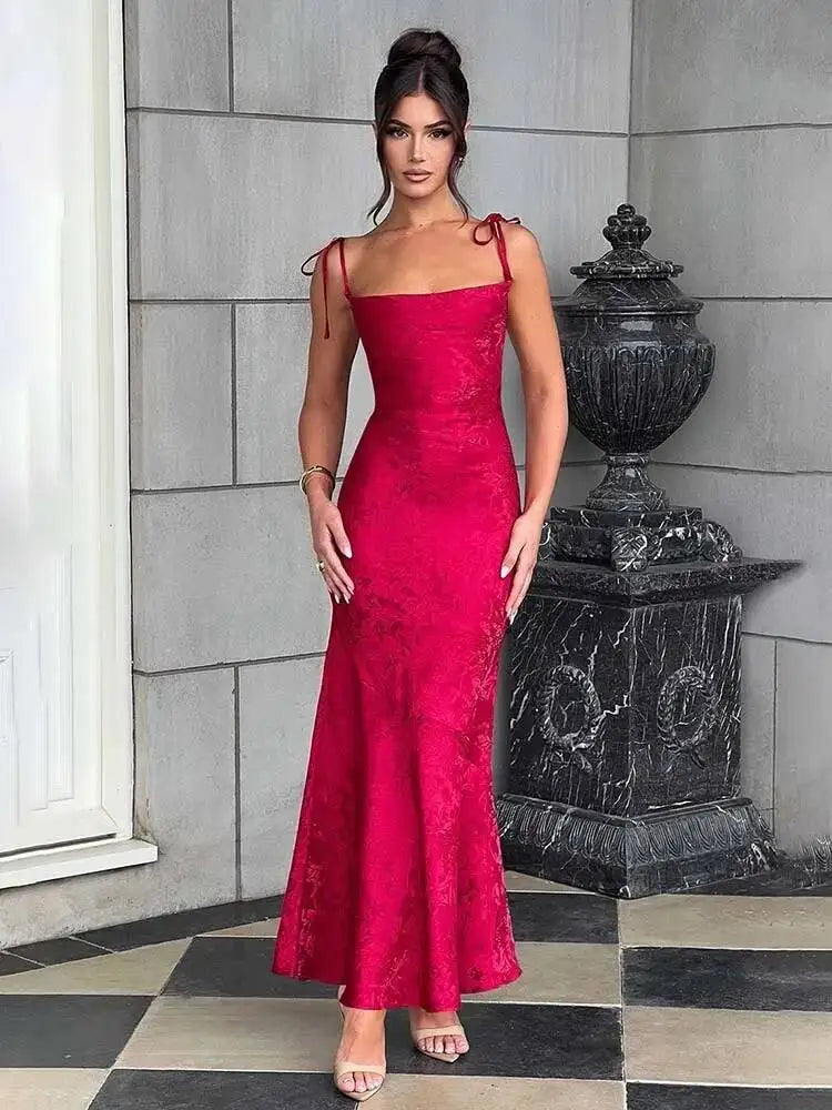 שמלת דגם - TOWNLIKE